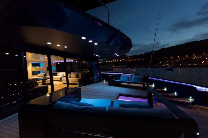 Fun Things to Do on an Overnight Yacht Rental
